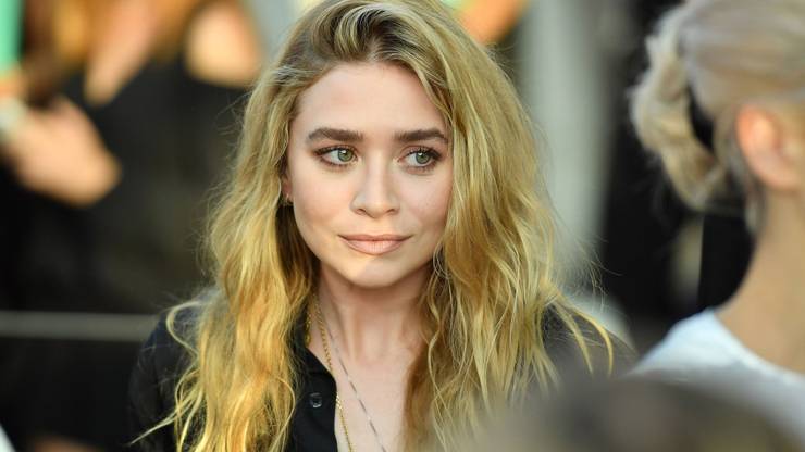 10 Facts About Ashley Olsen Fans Ignore 10 About Mary Kate