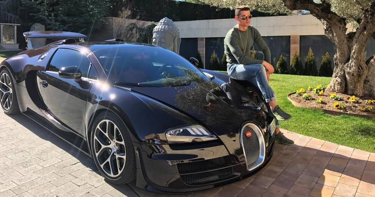 Cristiano Ronaldo S Lamborghini Aventador Lamborghini Aventador Super Cars Celebrity Cars