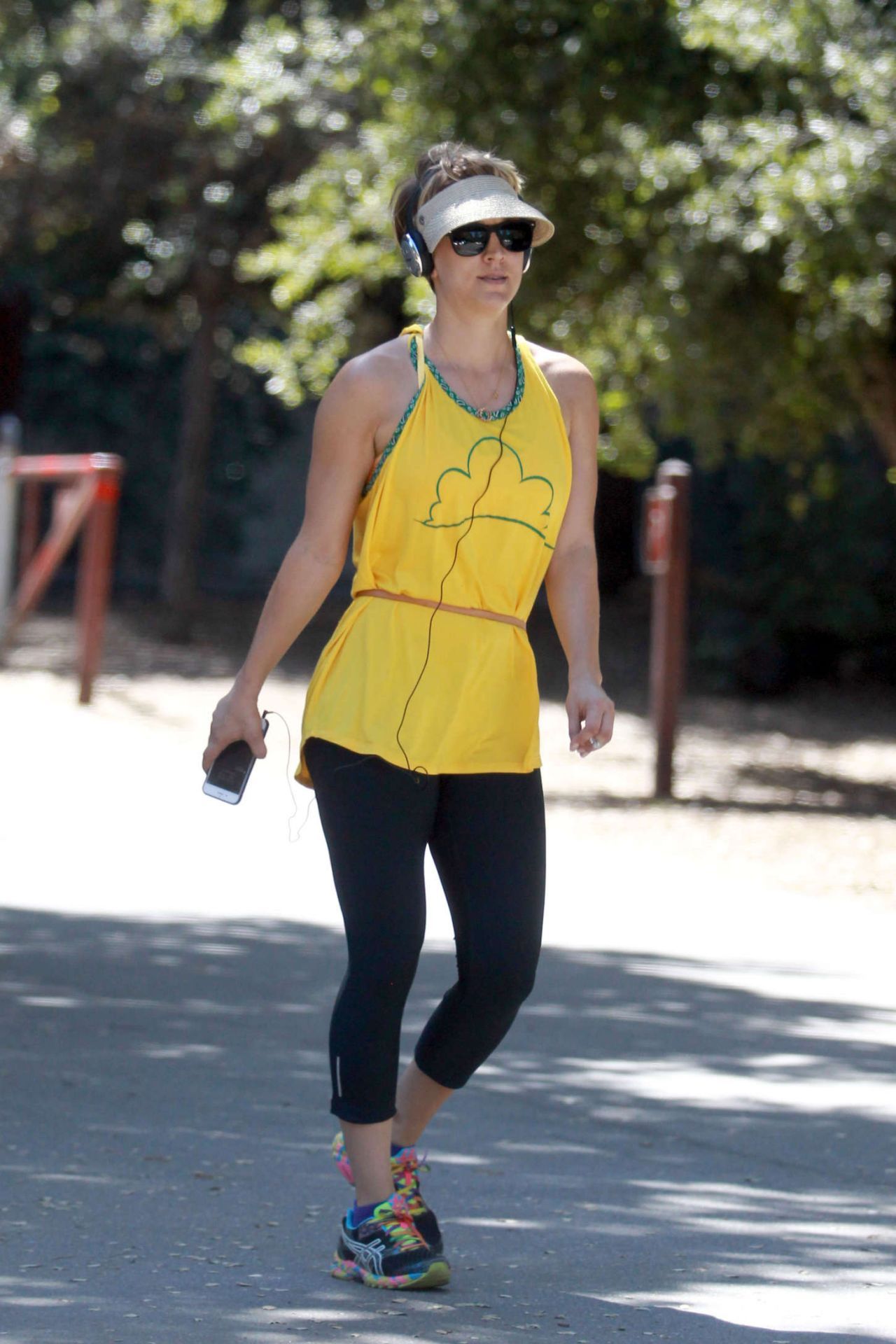 under-the-radar-workout.jpg (740×1110)