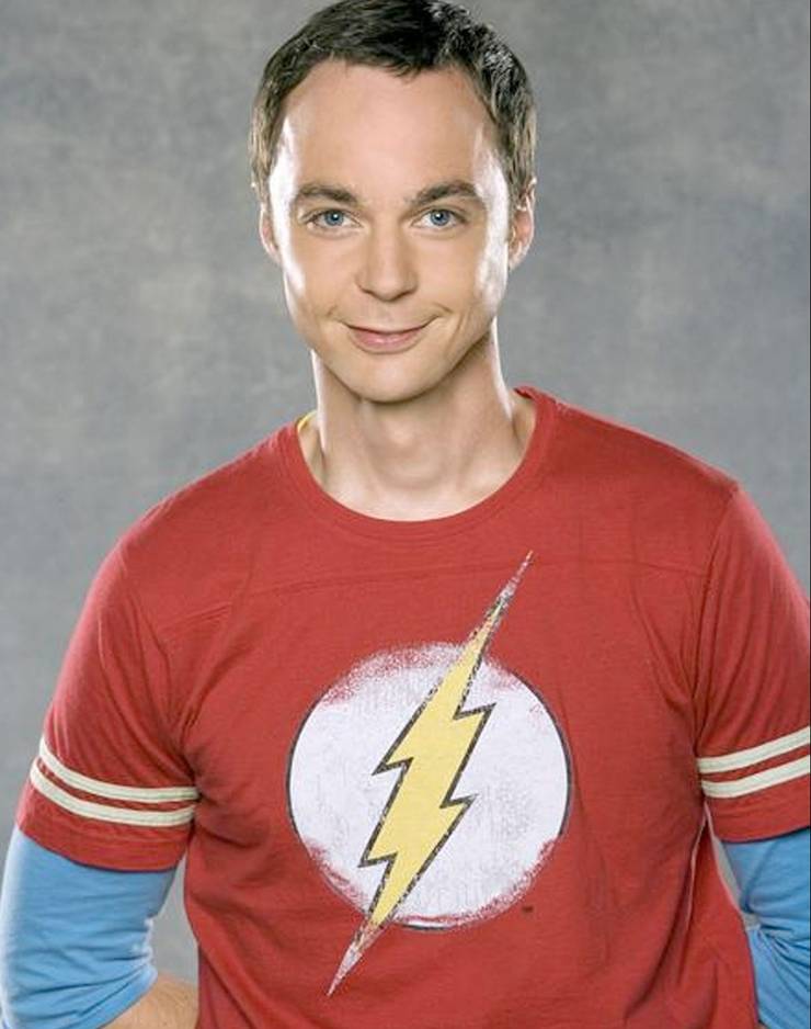 Sheldon-in-flash-t-shirt-1-e1580910797228.jpg (740×938)