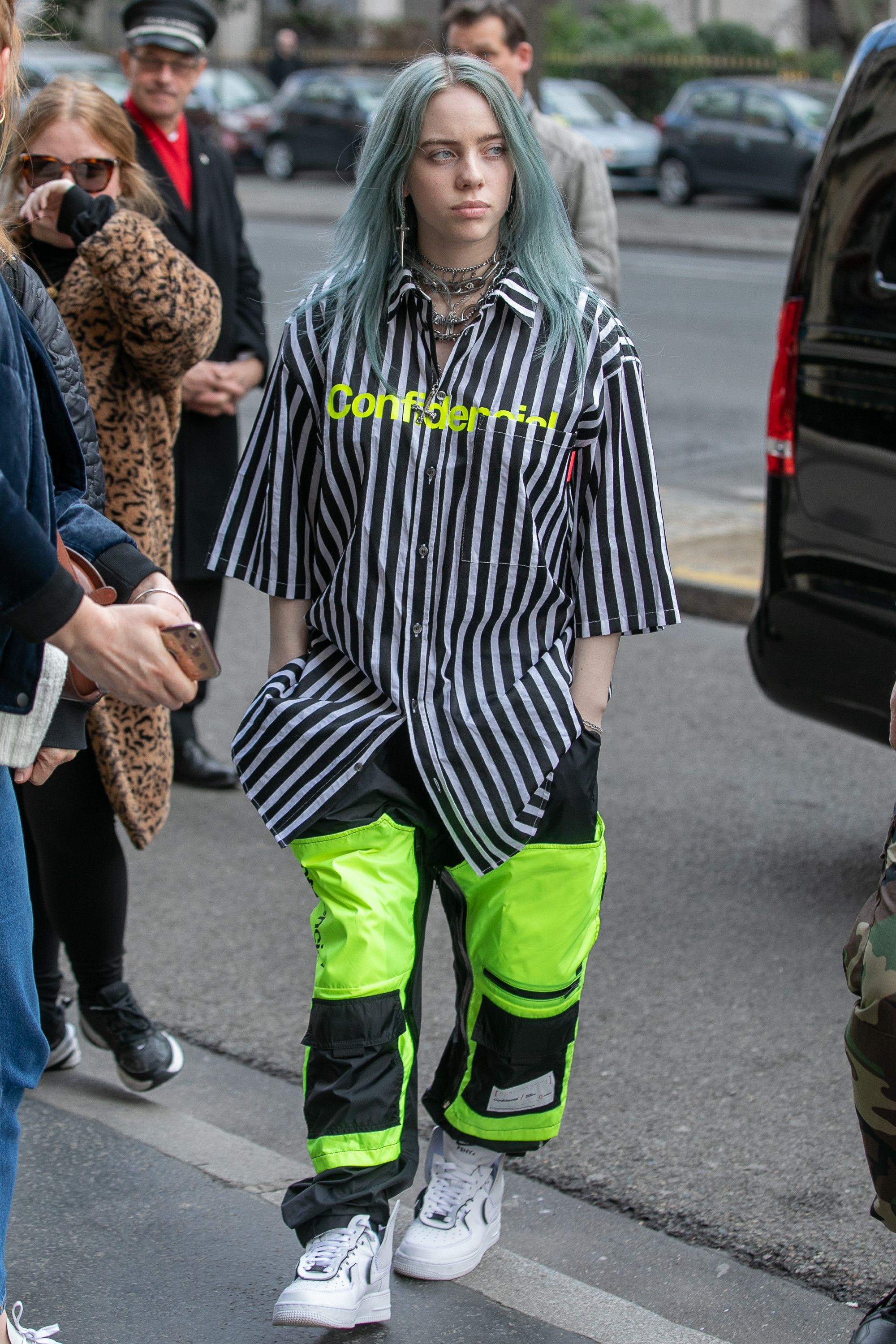 billie eilish baggy shorts