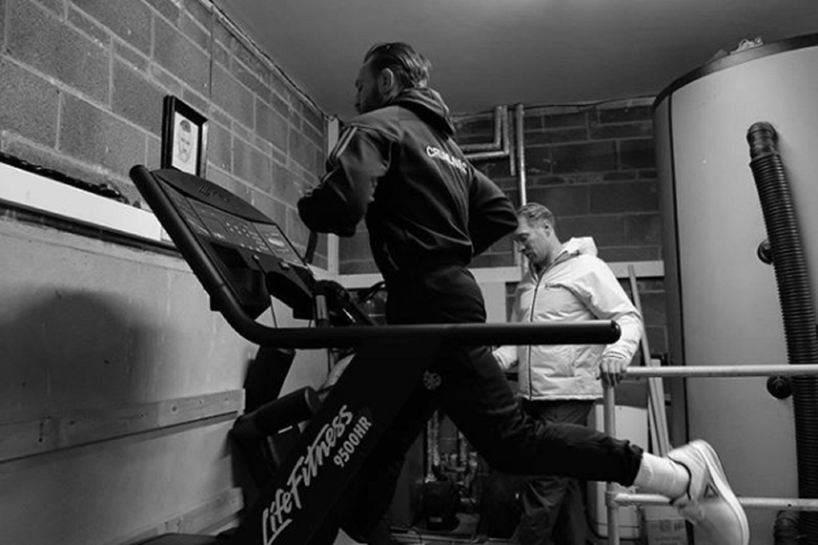 16 Workout Photos Of Conor Mcgregor Going Beast Mode Thethings