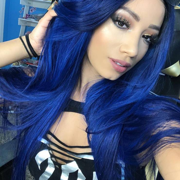 Wwe Fans Need To See These Recent Sasha Banks And Bayley Pics