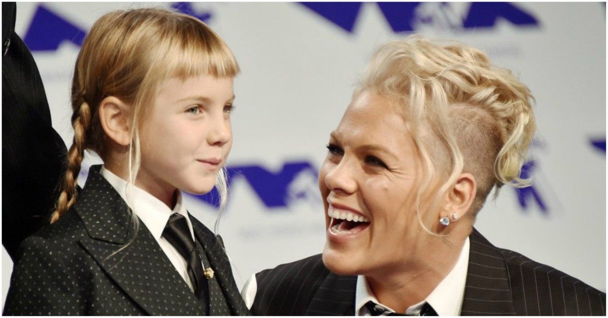 A Deeper Look At Singer P Nk S Life As A 13 Years Old Thethings