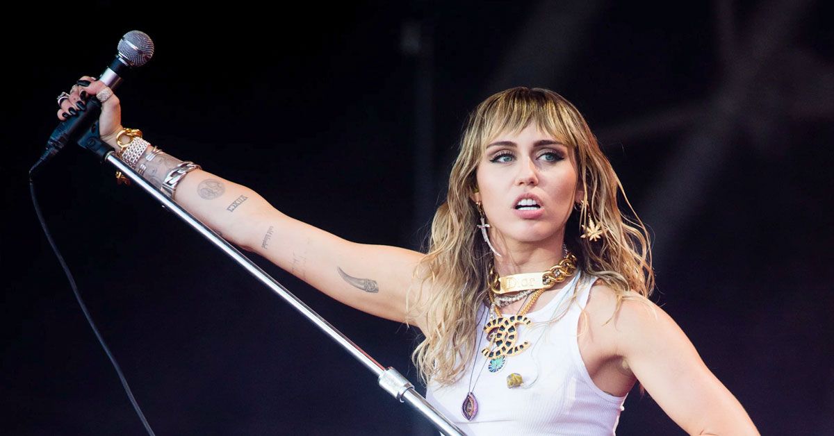 Miley Cyrus Fans Go Nuts As She Teases 'Backyard Sessions', Promising