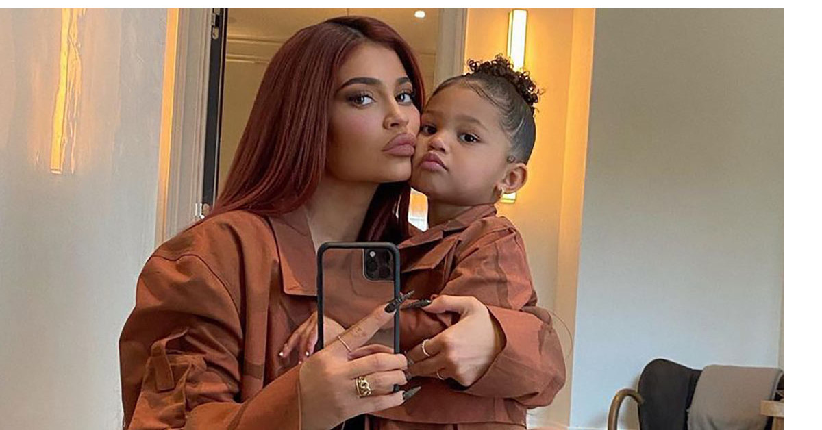 1. Kylie Jenner's Daughter Stormi Gets Matching Nails for Her First Birthday - wide 4